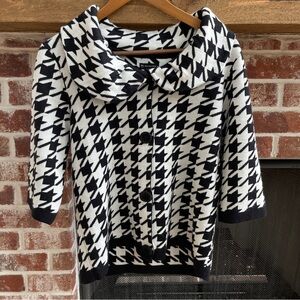 Black and White Houndstooth Women's Sweater size L